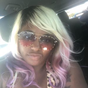 Meet your Posher, Jenna